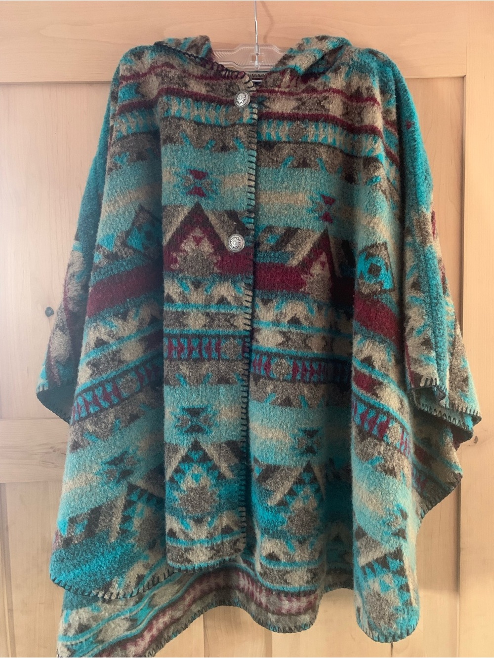 Vintage Bear Ridge Outfitters Turquoise Aztec-Patterned Hooded Poncho